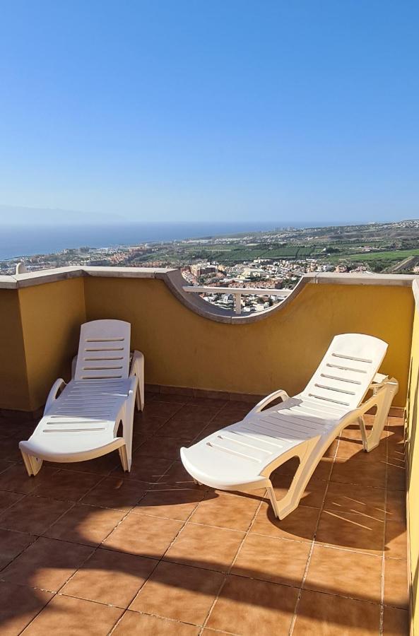 Holiday Home With A Serene Ocean And Mountain View Costa Adeje  Buitenkant foto